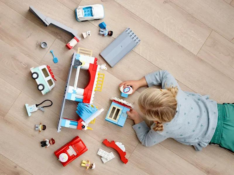 10948 Parking Garage And Car Wash TOYS by LEGO at Sundora
