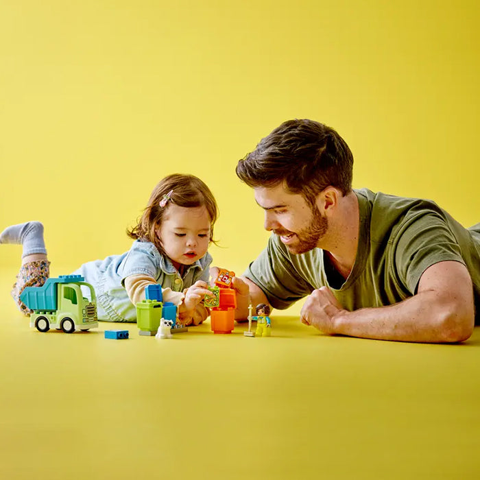 10987 RECYCLING TRUCK TOYS by LEGO at Sundora