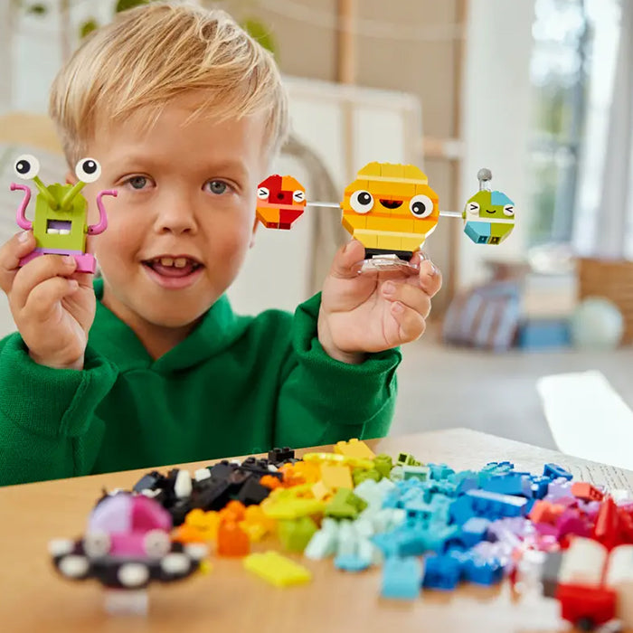 11037 CLASSIC CREATIVE SPACE PLANETS TOYS by LEGO at Sundora