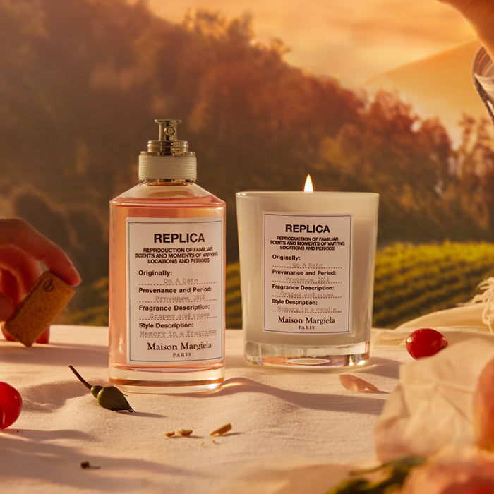 REPLICA ON A DATE SCENTED CANDLE CANDLE by MAISON MARGIELA at Sundora