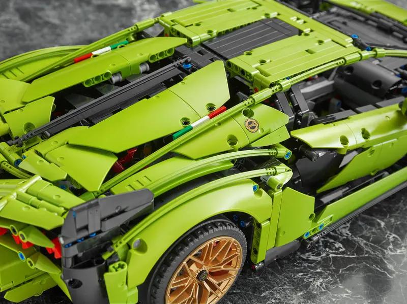 42115 Lamborghini Sian TOYS by LEGO at Sundora