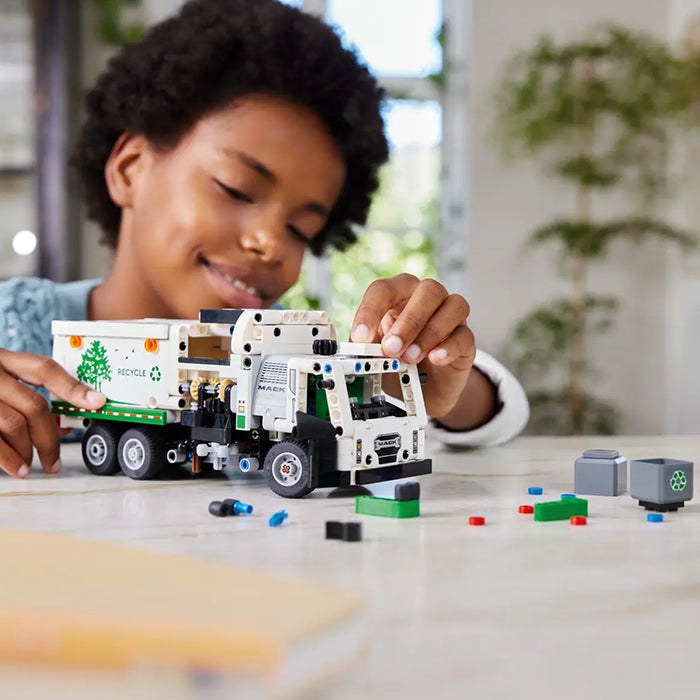 42167 MACK® LR ELECTRIC GARBAGE TRUCK TOYS by LEGO at Sundora
