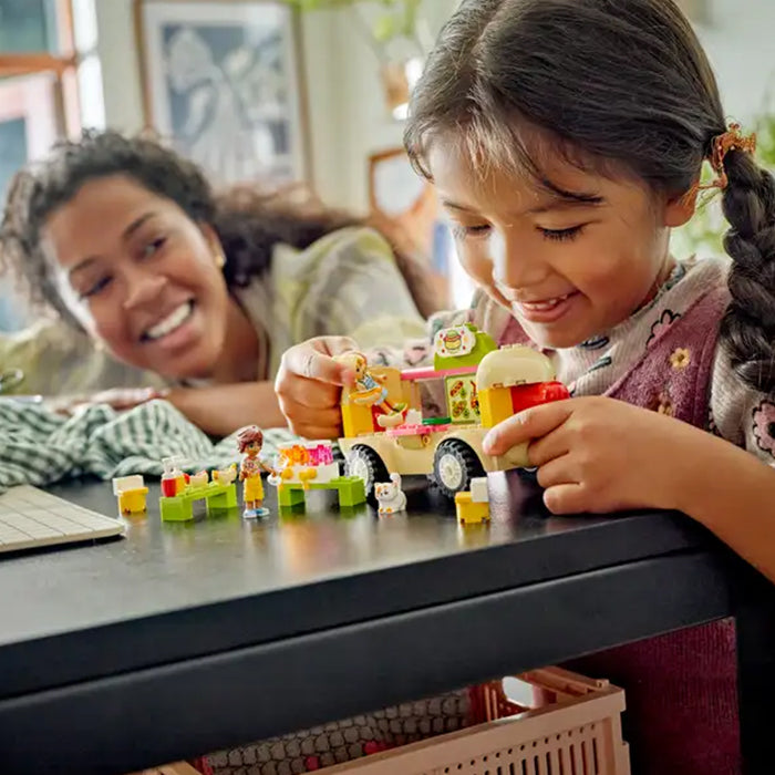 42633 HOT DOG FOOD TRUCK TOYS by LEGO at Sundora