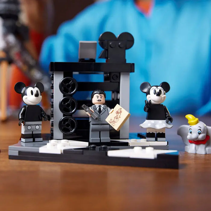 43230 Walt Disney Tribute Camera