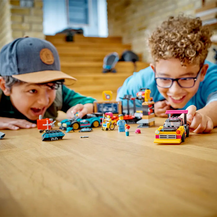 60389 CUSTOM CAR GARAGE TOYS by LEGO at Sundora