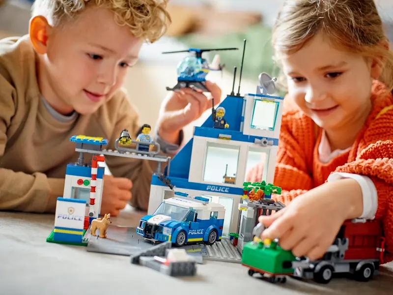 60316 Police Station TOYS by LEGO at Sundora