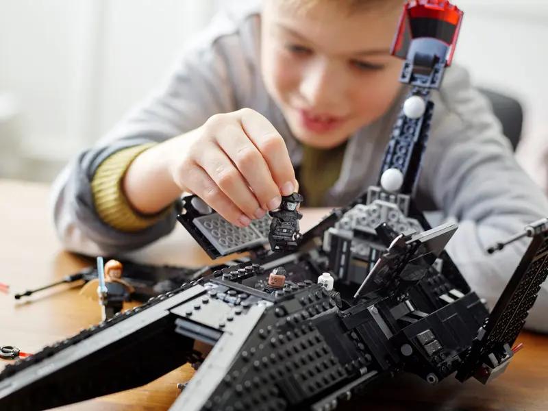 75336 Inquisitor Transport Scythe TOYS by LEGO at Sundora