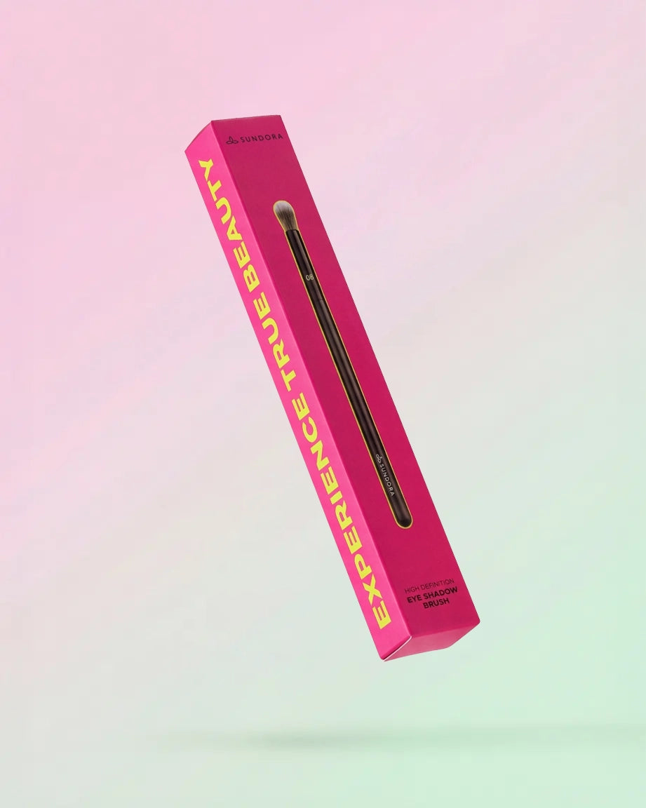 08 High Definition Eye Shadow Brush COSMETICS AND MAKEUP by SUNDORA at Sundora