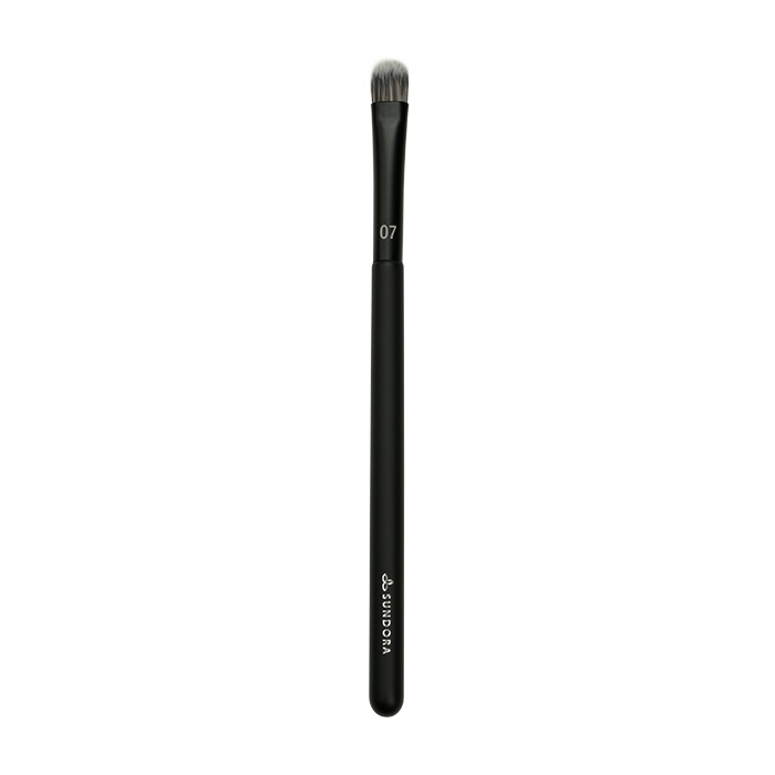 07 High Definition Concealer Brush COSMETICS AND MAKEUP by SUNDORA at Sundora