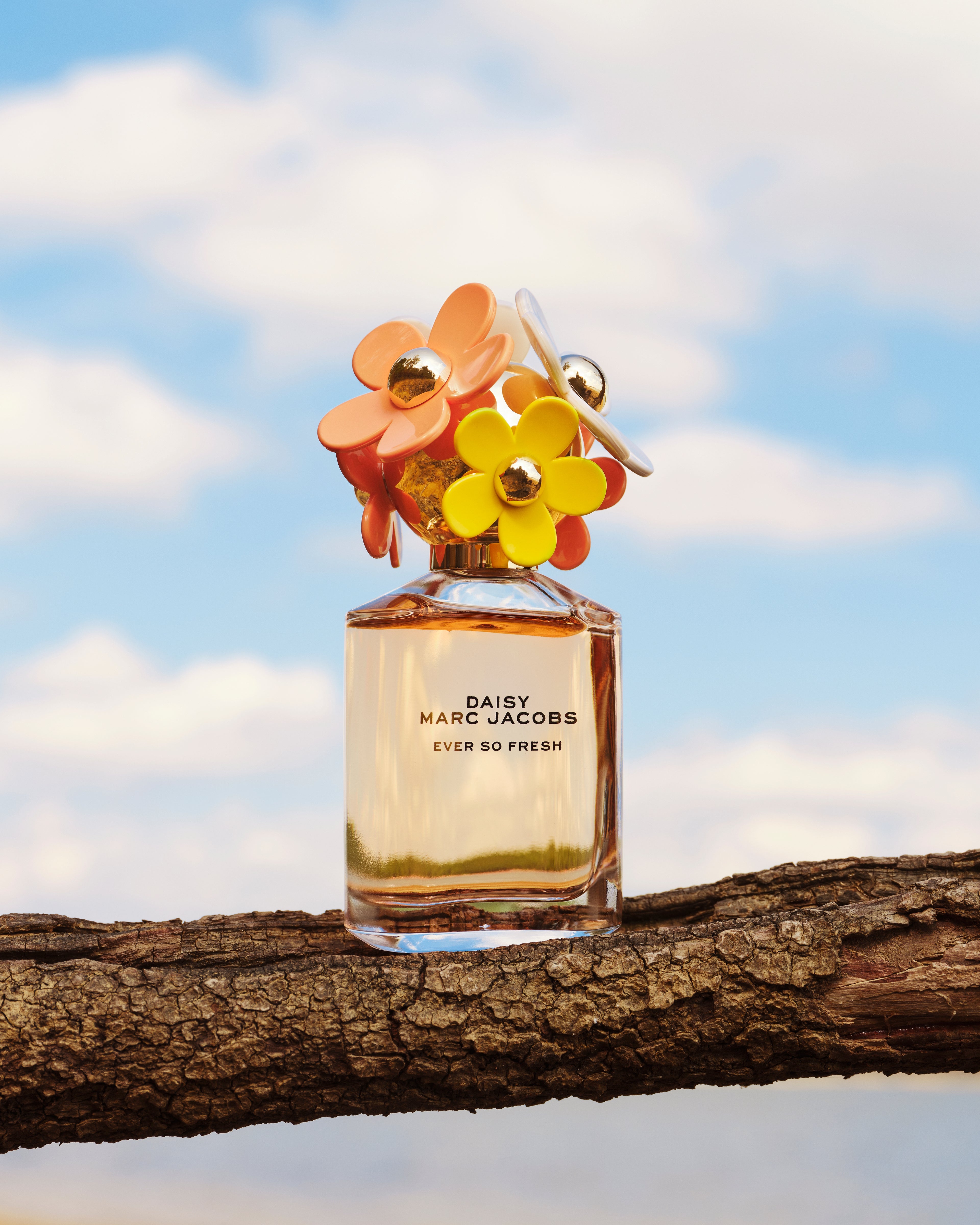 DAISY EVER SO FRESH PERFUME by MARC JACOBS at Sundora