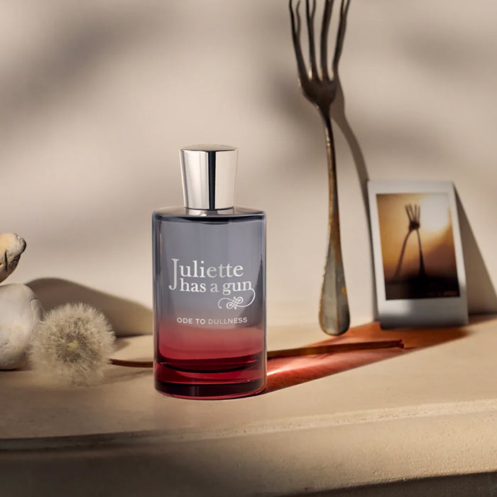 ODE TO DULLNESS EDP PERFUME by JULIETTE HAS A GUN at Sundora