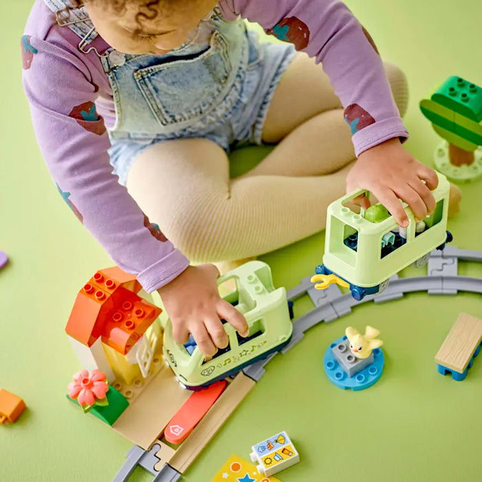 10427 Interactive Adventure Train