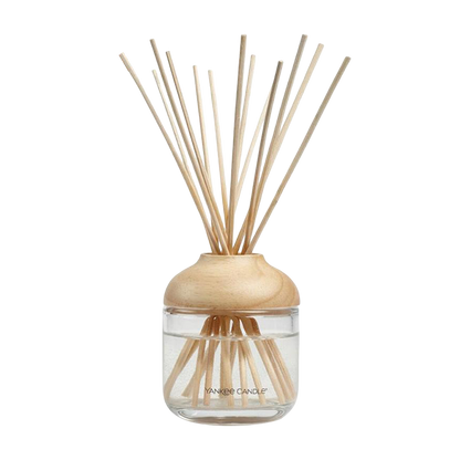 HOLIDAY HEARTH AROMA REED DIFFUSER 120ML DIFFUSER by YANKEE CANDLE at Sundora