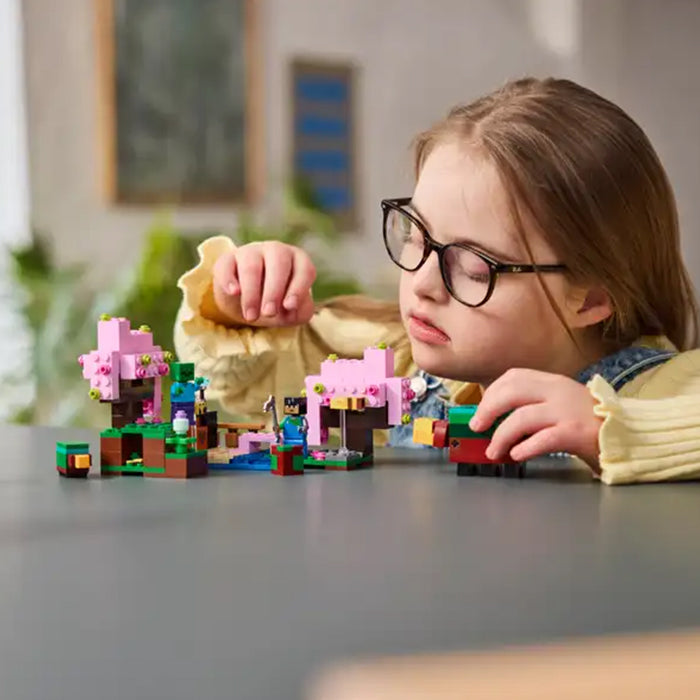 21260 THE CHERRY BLOSSOM GARDEN TOYS by LEGO at Sundora