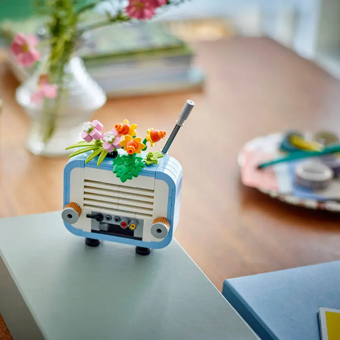 31172 Record Player with Flowers