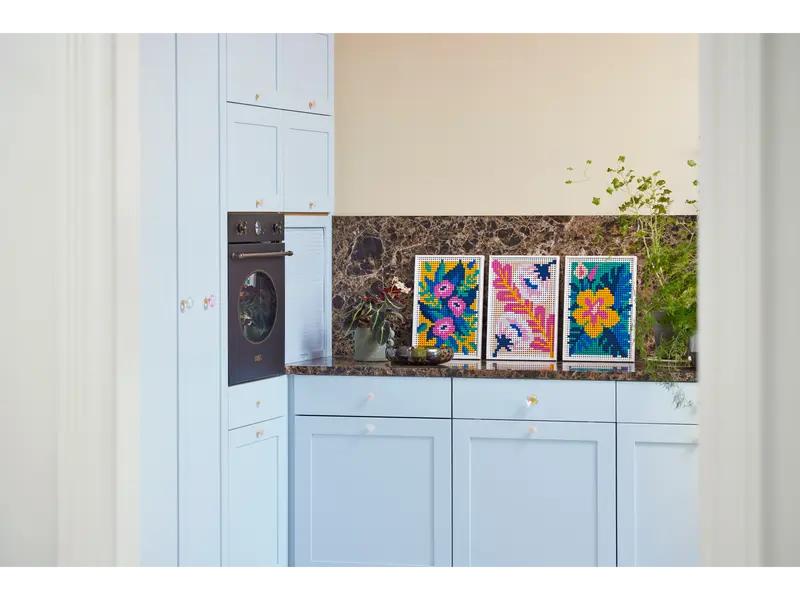 31207 Floral Art TOYS by LEGO at Sundora