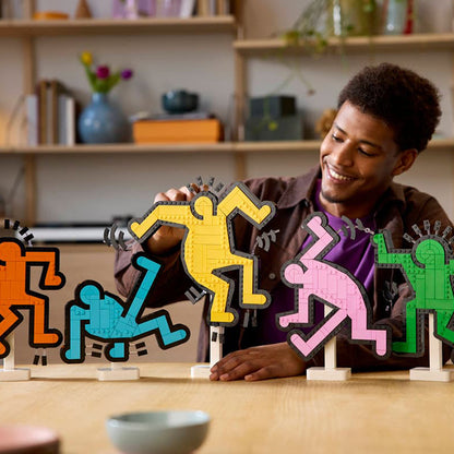 31216 Keith Haring – Dancing Figures
