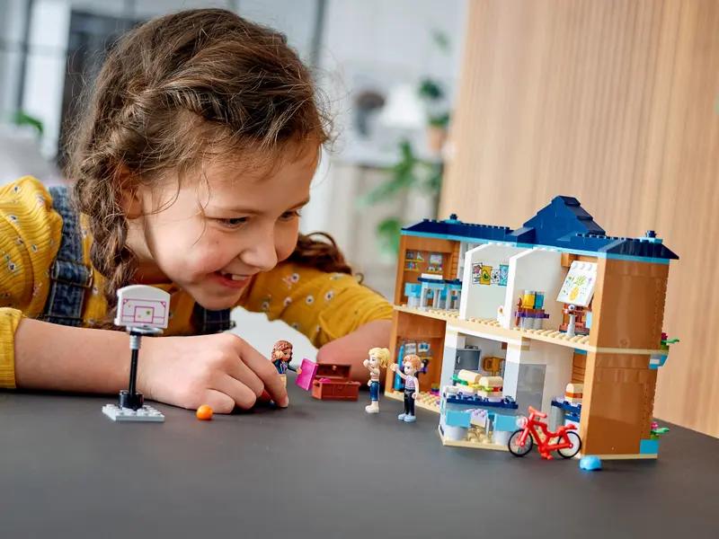 41682 Heartlake City School TOYS by LEGO at Sundora