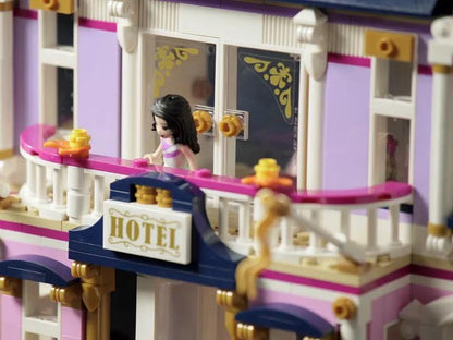 41684 Heartlake City Grand Hotel TOYS by LEGO at Sundora