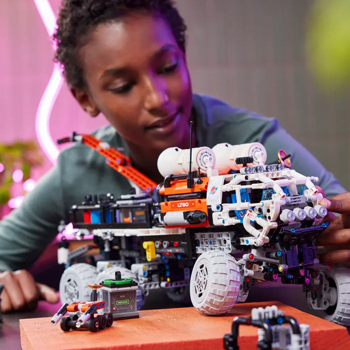 42180 MARS CREW EXPLORATION ROVER TOYS by LEGO at Sundora