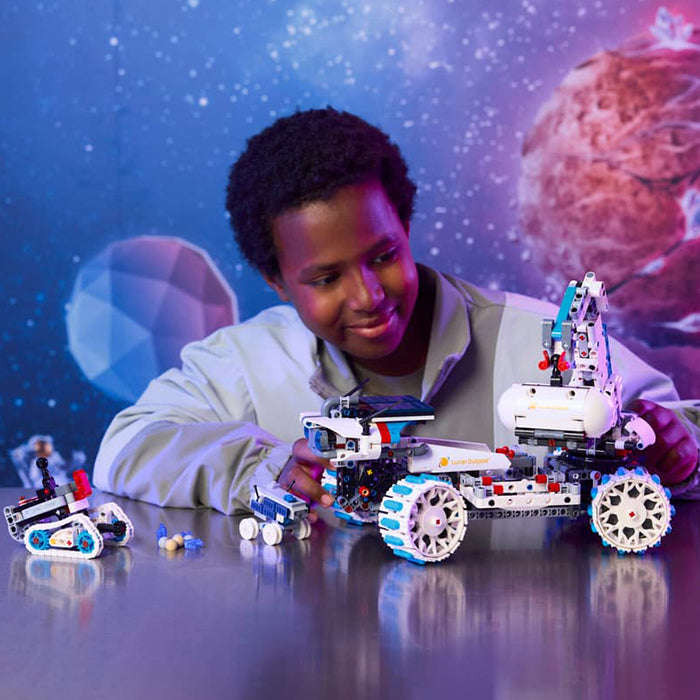 42211 Lunar Outpost® Moon Rover Space Vehicle