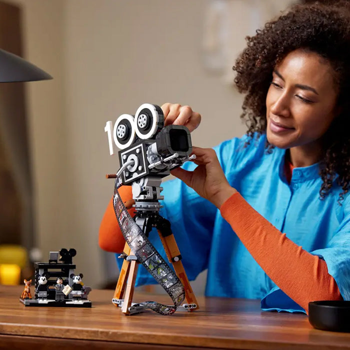 43230 Walt Disney Tribute Camera