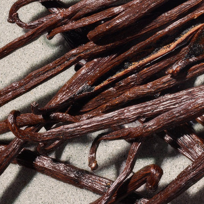 DOLCE VIOLET EAU DE TOILETTE GIFT SET GIFT SET by DOLCE &amp; GABBANA at Sundora