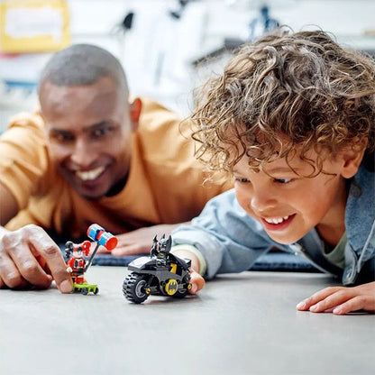 76220 Batman™ Versus Harley Quinn™ TOYS by LEGO at Sundora