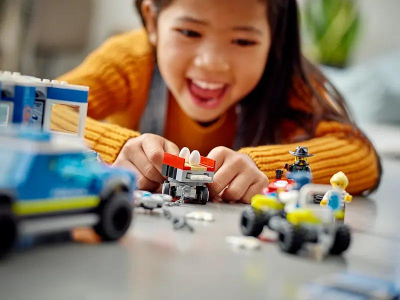 60315 Police Mobile Command Truck TOYS by LEGO at Sundora