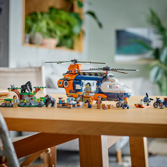 60437 Jungle Explorer Helicopter at Base Camp