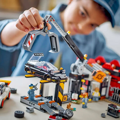 60472 Scrapyard with Cars