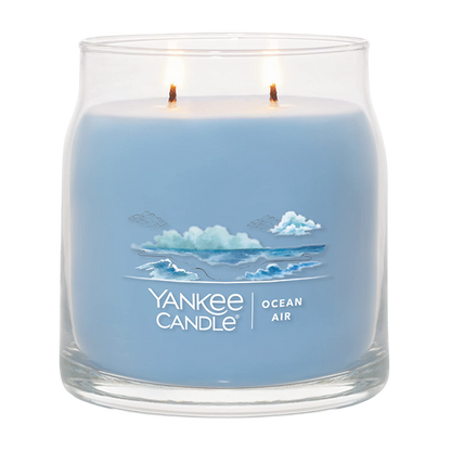 Ocean Air Signature Medium Jar Candle