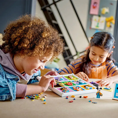 43221 100 YEARS OF DISNEY ANIMATION ICONS TOYS by LEGO at Sundora