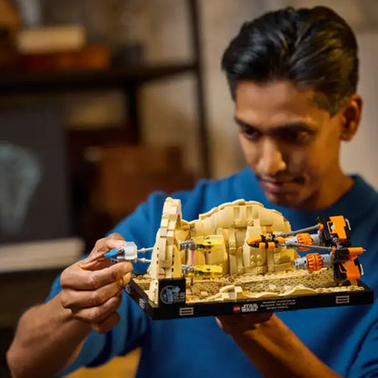 75380 MOS ESPA PODRACE™ DIORAMA TOYS by LEGO at Sundora