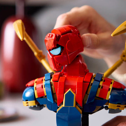 76326 Iron Spider-Man Bust