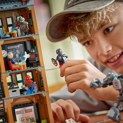 76342 Spider-Man vs. Mysterio: The Daily Bugle