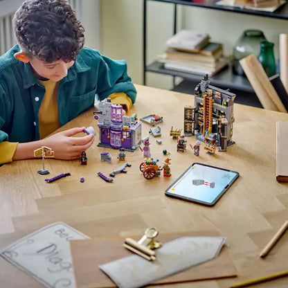 76439 OLLIVANDERS™ &amp; MADAM MALKIN&