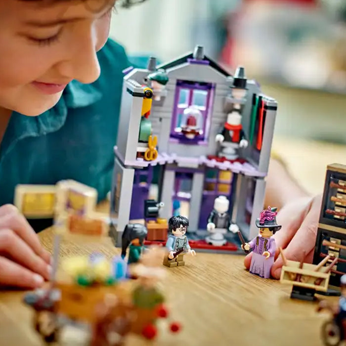 76439 OLLIVANDERS™ &amp; MADAM MALKIN&