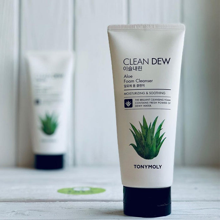 CLEAN DEW ALOE FOAM CLEANSER CLEANSER by TONYMOLY at Sundora