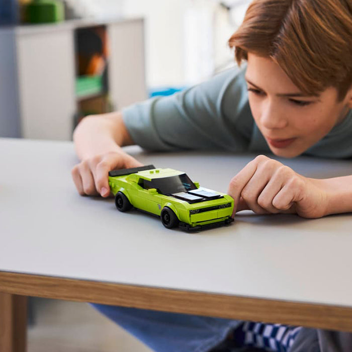 77237 Dodge Challenger SRT Hellcat Sports Car