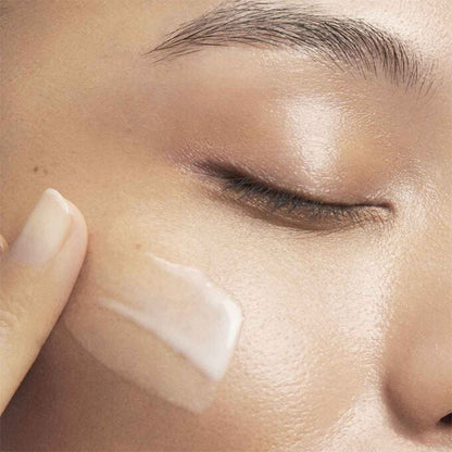 HYDRA-ESSENTIEL INTENSIVE HYDRA-PLUMP CARE EMULSION MOISTURIZER by CLARINS at Sundora