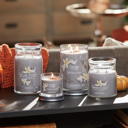 Smoked Vanilla &amp; Cashmere Signature Large Jar Candle
