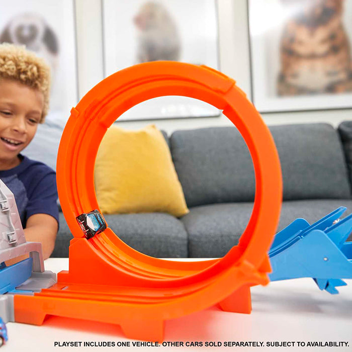 Loop Stunt Champion Track Set For Kids 4 Years Old &amp; Older - GTV14 TRACKSETS &amp; PLAYSETS by HOT WHEELS at Sundora