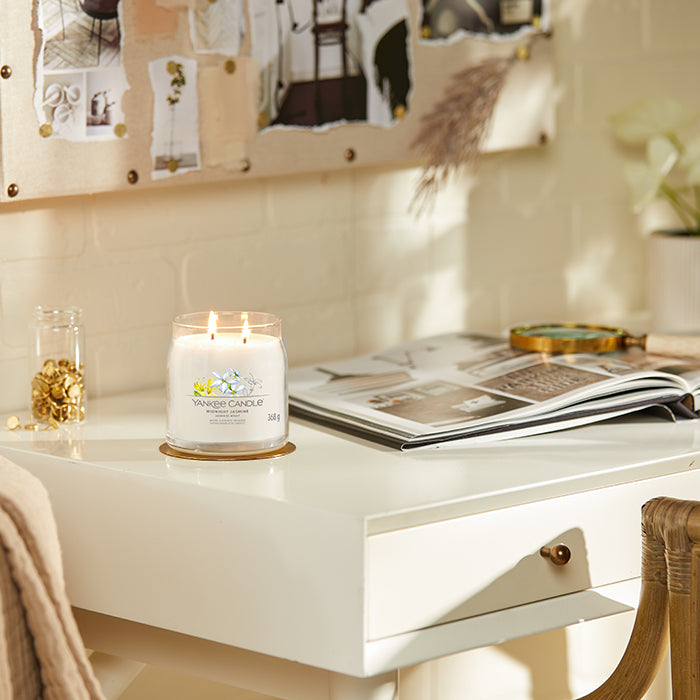 MIDNIGHT JASMINE SIGNATURE JAR CANDLE by YANKEE CANDLE at Sundora