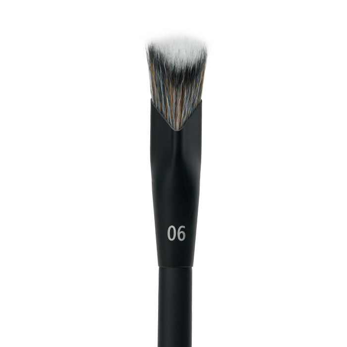 06 High Definition Angled Concealer Brush COSMETICS AND MAKEUP by SUNDORA at Sundora