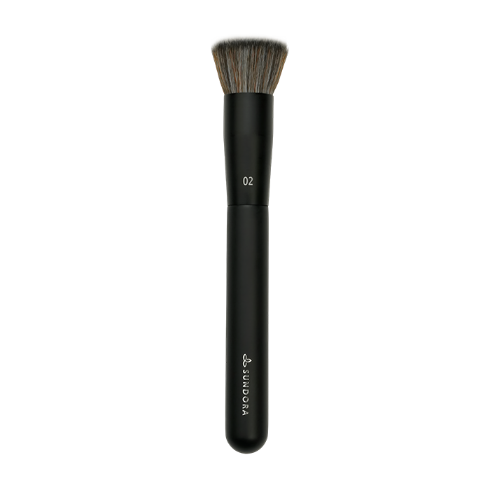 02 High Definition Foundation Brush COSMETICS AND MAKEUP by SUNDORA at Sundora