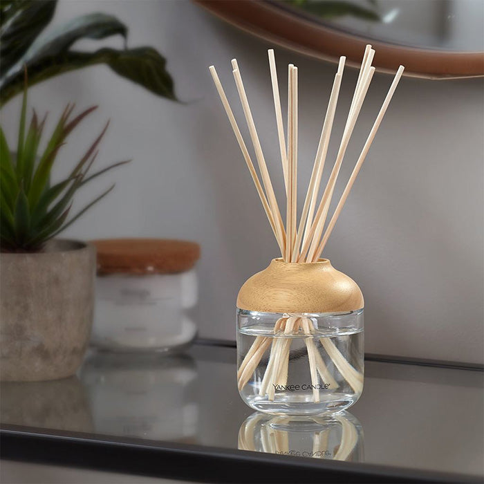 SPARKLING CINNAMON REED DIFFUSER 120ML DIFFUSER by YANKEE CANDLE at Sundora