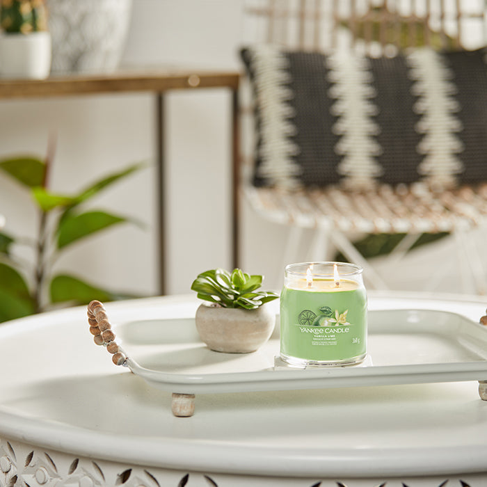 VANILLA LIME SIGNATURE JAR CANDLE by YANKEE CANDLE at Sundora