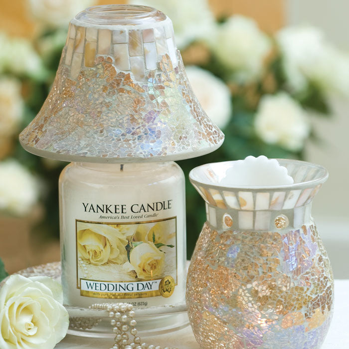 WEDDING DAY CLASSIC JAR CANDLE by YANKEE CANDLE at Sundora
