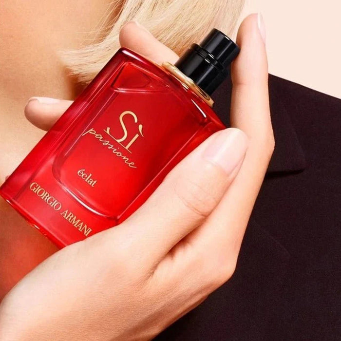 SÌ PASSIONE ÉCLAT EAU DE PARFUM PERFUME by GIORGIO ARMANI at Sundora